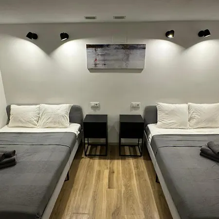 Aparthotel Vlc *