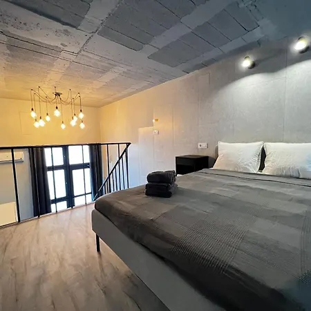 Aparthotel Vlc